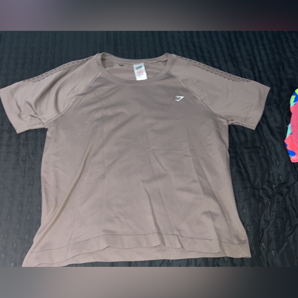 Gymshark Tshirt (brand new)